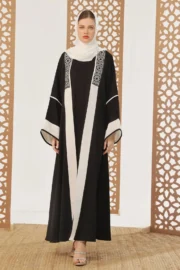 Black Arabic Shrug Abaya - Image 2